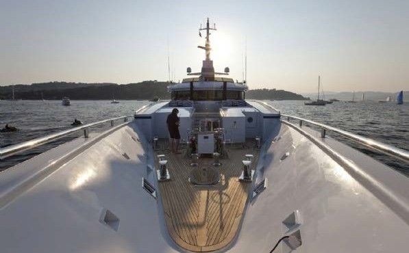 59-meter-luxury-super-motor-yacht-23
