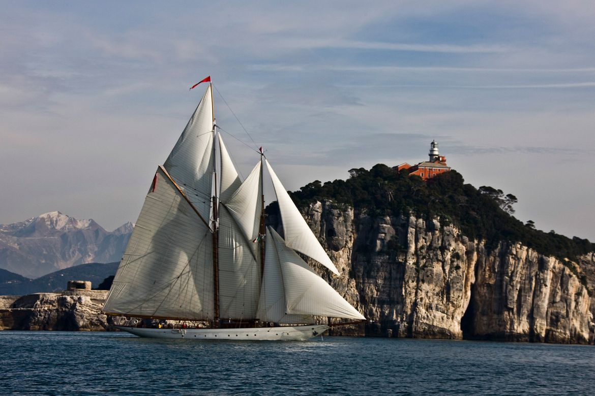 49m Classic Sailing Schooner 4.jpg